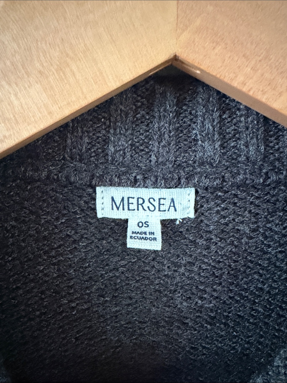 Mersea One Size Cozy Cable Knit Crewneck Sweater - Charcoal - Picture 3 of 5
